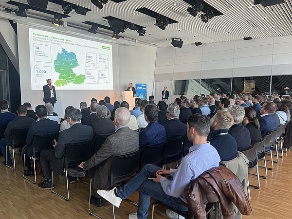 Vortrag vor Publikum auf der Controlware Security Roadshow